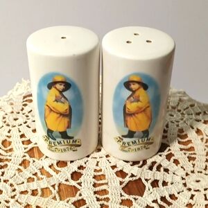 Salt & Pepper Shakers Vintage Ceramic Morton Premium Since 1876 Taiwan